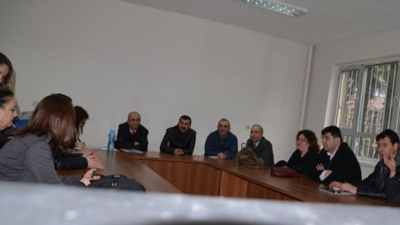 13 Mart Cuma Günü  İlçemiz Toplantı Salonunda Fatih  Projesi  Okullarında görevli  BTR Öğretmenleriyle   bir toplantı yapıldı.