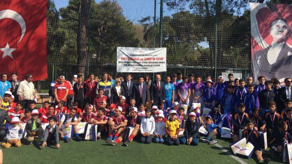 Fetih Kupası Final Maçı Atatürk Lisesinde Oynandı.