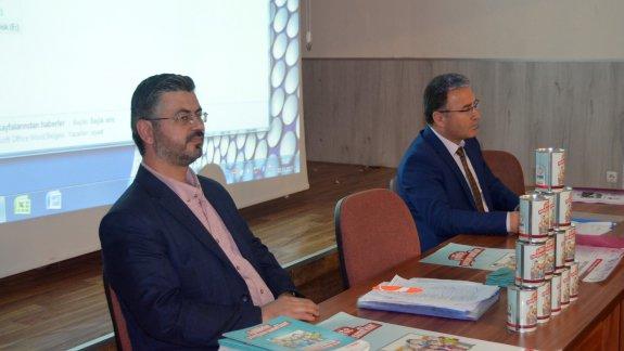  Her Sınıfın Bir Yetim Kardeşi Var Kampanyası tanıtımı okul müdürlerinin katılımıyla Alsancak Melih Özakat İlkokulu konferans salonunda gerçekleştirildi. 