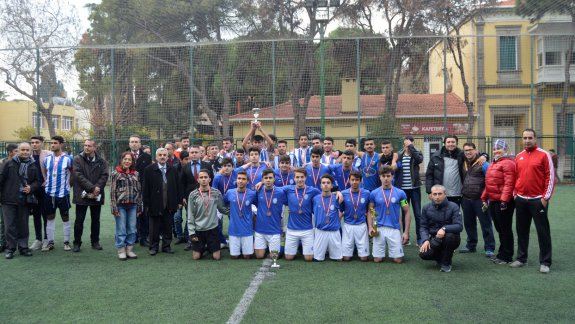 2017-2018 Liseler Arası Halı Saha Futbol Turnuvası Sonuçlandı.