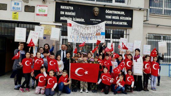 Konak Barbaros Hayrettin İlkokulu Öğrencilerinden Afrin de Zeytin Dalı Harekatını sürdüren Kahraman Mehmetçiğe anlamlı bir mesaj