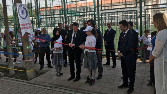 Tübitak 4006 Bilim Fuarı Konak Barbaros Hayrettin İmam Hatip Ortaokulu nda açıldı.