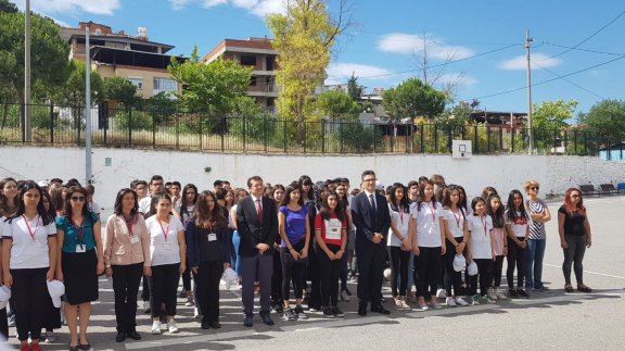 Tübitak 4006 Bilim Fuarı Konak Dokuz Eylül Anadolu Lisesi nde açıldı.
