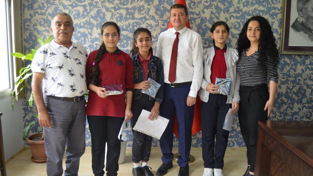 Konak Fatih Mehmet İmam Hatip Ortaokulu Öğrencilerinin Kompozisyon Yarışmasındaki Başarısı.