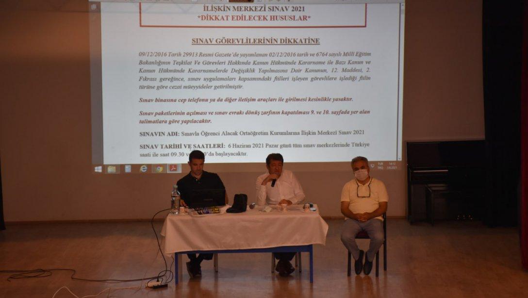 Konak' ta LGS Öncesi Okul Müdürleriyle Değerlendirme Toplantısı Yapıldı.